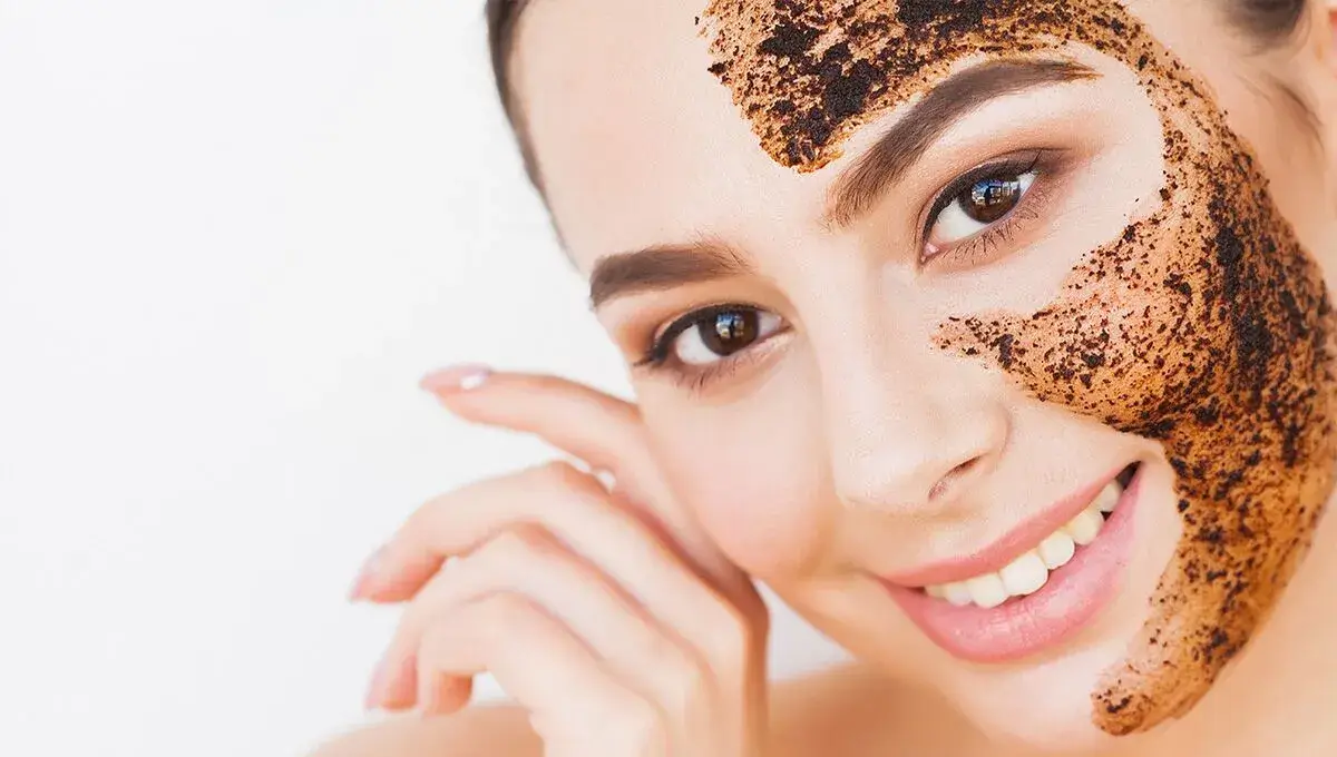 ماسک قهوه و فواید قهوه برای پوست